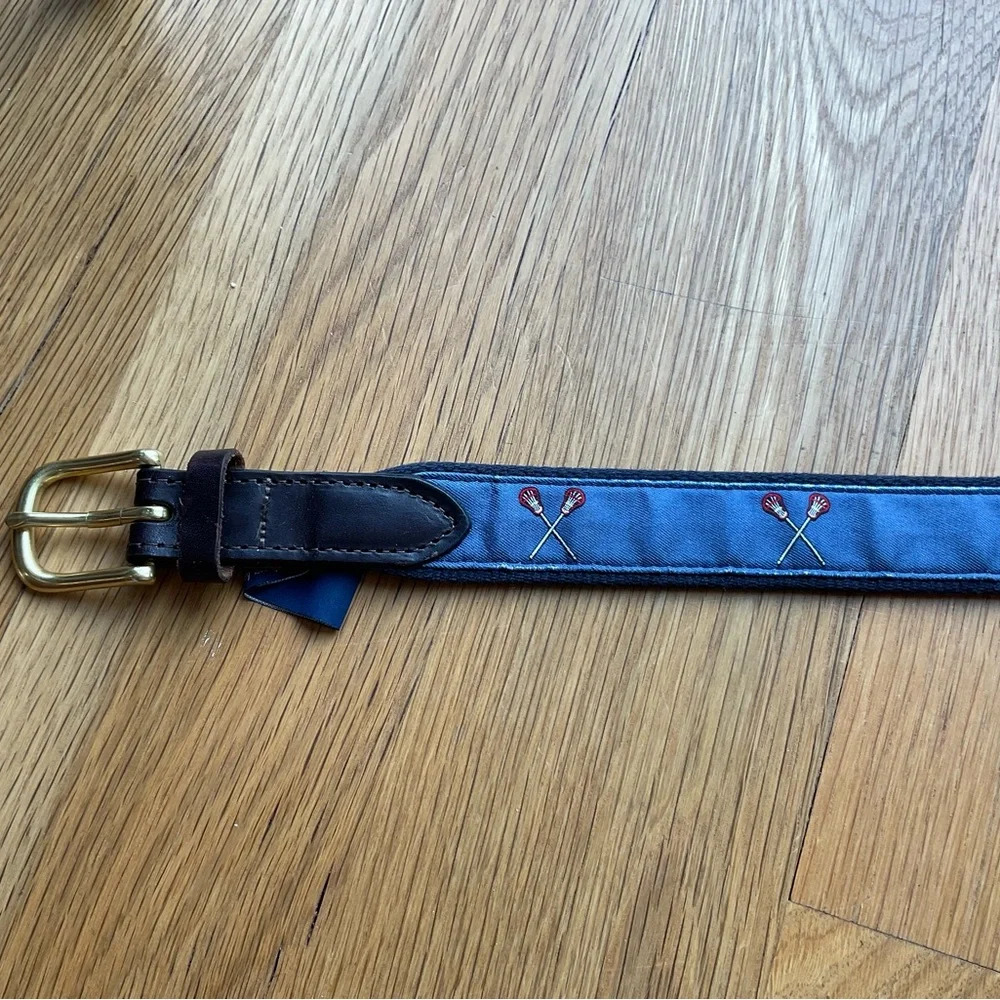 Vineyard Vines Lacrosse Belt Size 30 - Picture 3 of 6